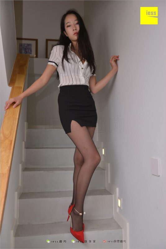 [IESS異思趣向] 2018.09.21 絲足便當274期 寶姿《狹窄的樓梯》-無料攝影圈