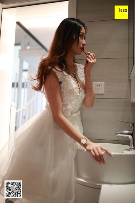 [IESS異思趣向] 【魔鬼周三】特刊06期：秋秋 – 新郎不是我 [99P/29.6MB]-無料攝影圈