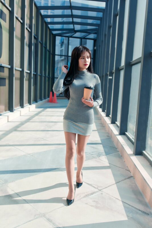 精選街拍 No.444 短裙肉絲黑高跟鞋外拍（三） [70P/108M]-無料攝影圈