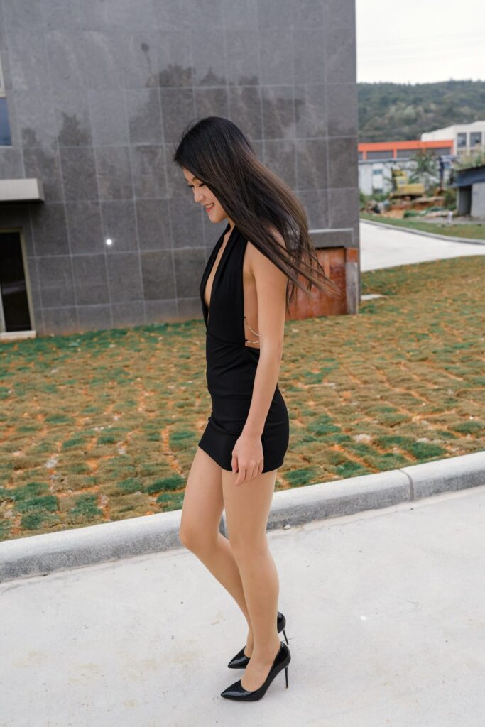 精選街拍 No.448 身材非常不錯(cuò)的美女外拍（一） [111P/215M]插圖2