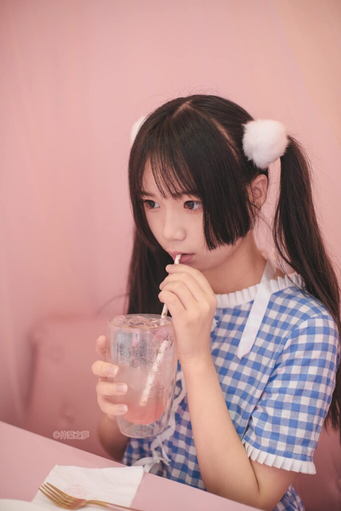 輕蘭映畫(huà)精品少女寫(xiě)真@SPL.010 [115P/293MB]插圖