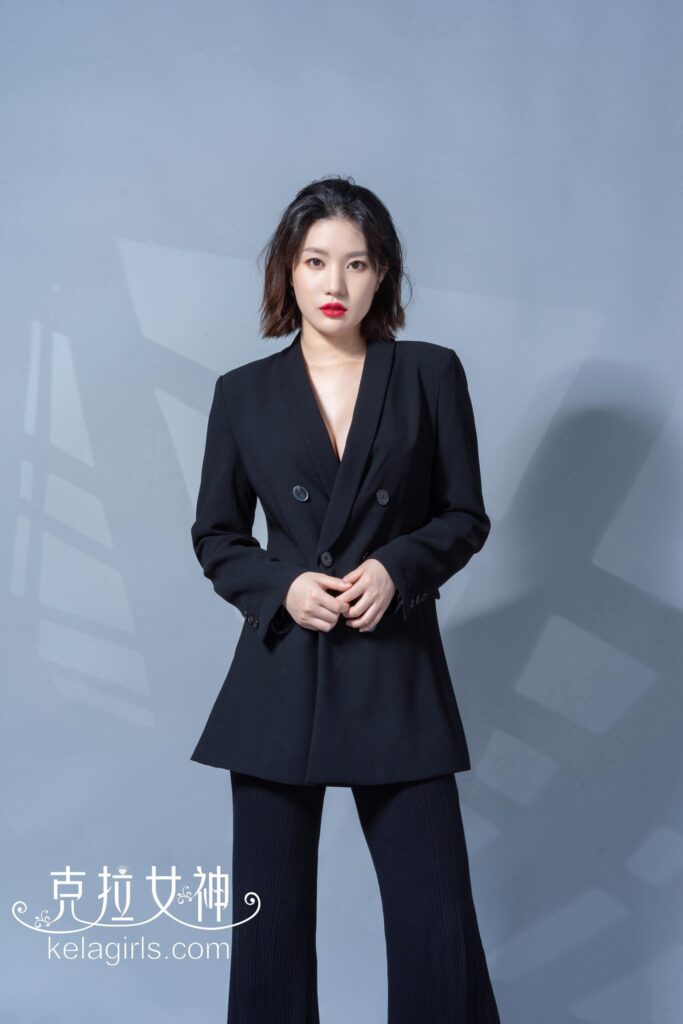 [Kelagirls克拉女神]2019.11.22《煙里風(fēng)情》宋黛[30P/488MB]插圖1