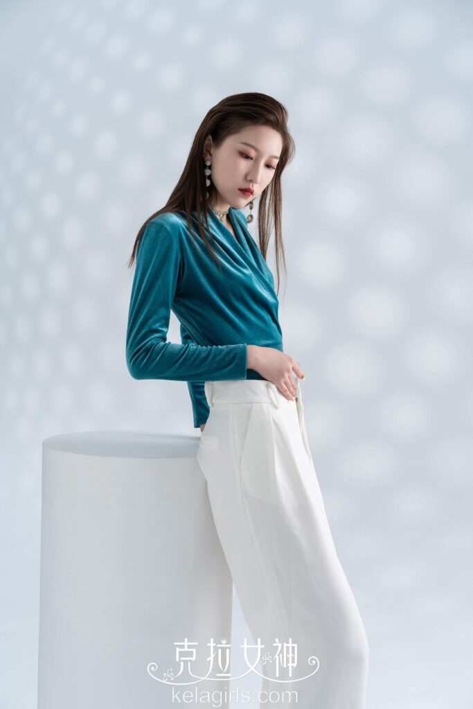 [KeLagirls克拉女神]2020.10.12《時(shí)尚與性感》芊芊[25P/462MB]插圖2