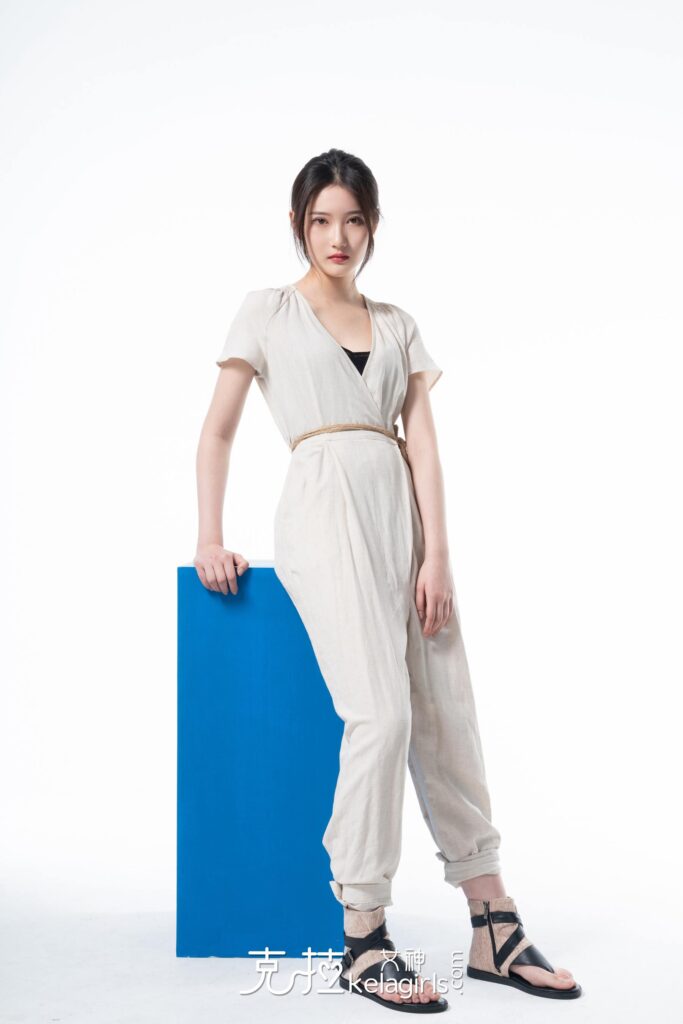 [Kelagirls克拉女神]2021.12.21《脫鞋量腳》嘉萌[30P/316MB]插圖