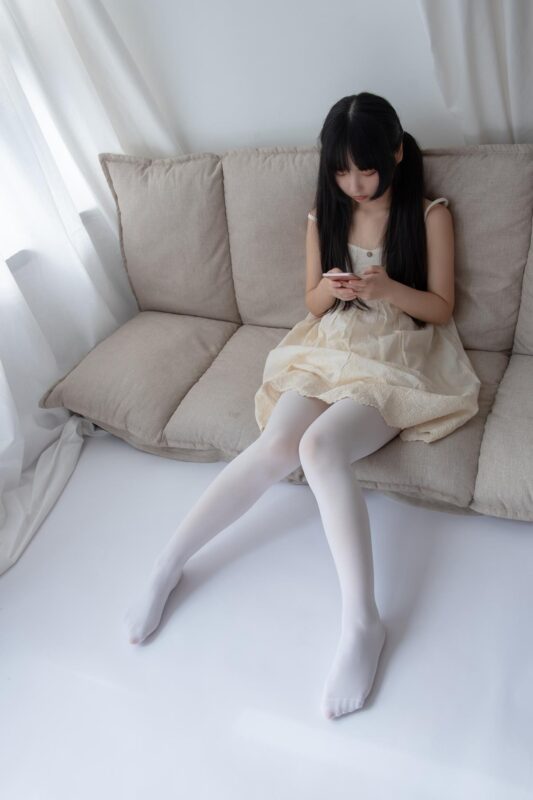 森蘿財團(tuán)精品@愛花寫真-ALPHA-013 [90P/91.8MB]-無料攝影圈