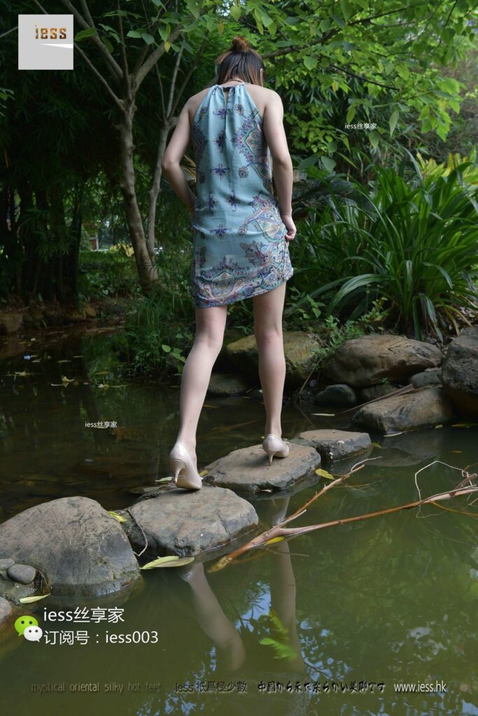 [IESS異思趣向] 2017.06.22 絲享家016：《當肉絲邂逅陽光》君君 [96P/146MB]插圖