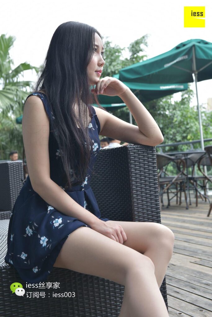[IESS異思趣向] 2017.07.14 絲享家022：《嘿！在星巴克曬太陽的姑娘》欣欣 [99P/76.5MB]插圖3