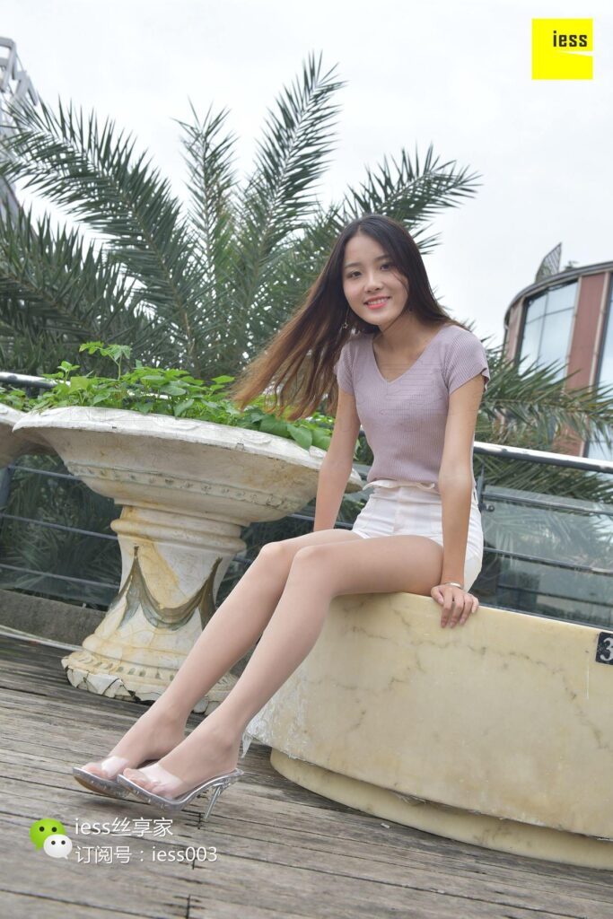[IESS異思趣向] 2017.07.19 絲享家025：《透明水晶鞋的幻想》婉萍 [99P/68.7MB]插圖2