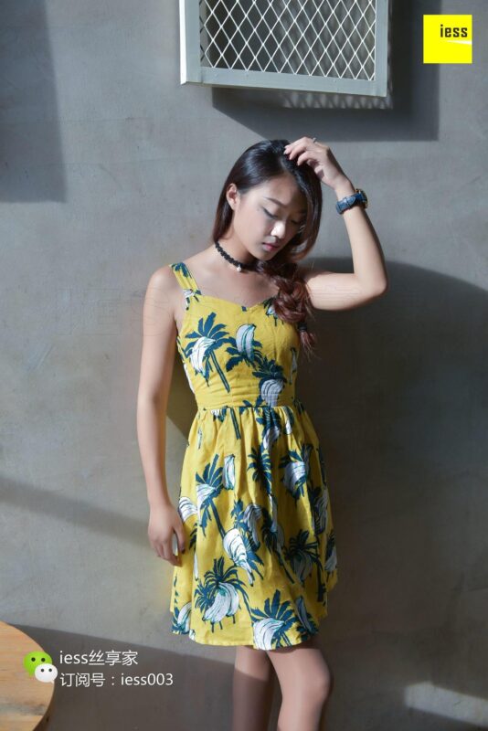 [IESS異思趣向] 2017.08.15 絲享家043：《東北妹紙愛上棕色絲襪》小北 [99P/63.7MB]-無料攝影圈