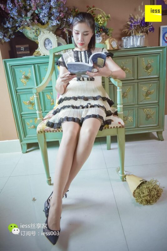 [IESS異思趣向] 2017.10.23 絲享家087：《肉絲波點(diǎn)姓感高跟》君君 [99P/63.6MB]-無料攝影圈