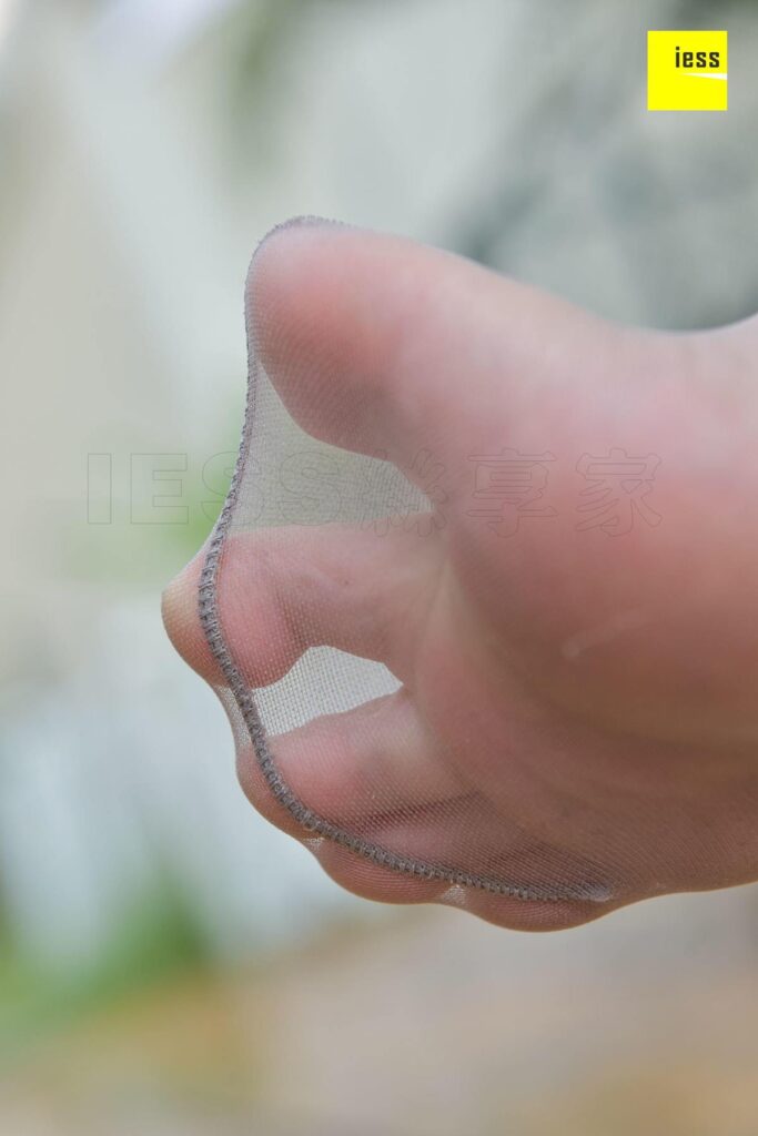 [IESS異思趣向] 2017.11.21 絲享家108：《灰絲就是這么玩的》秋秋 [99P/41.5MB]插圖3