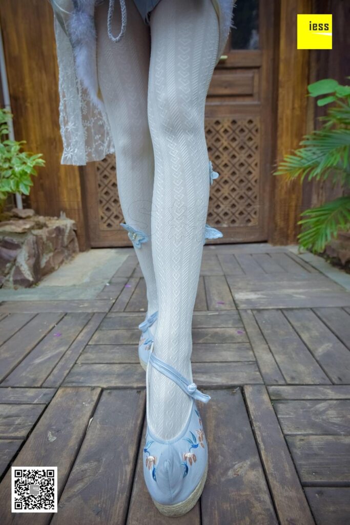 [IESS異思趣向] 2017.12.11 絲享家122：木木《漢服繡花鞋白色襪》[96P/50.8MB]插圖2