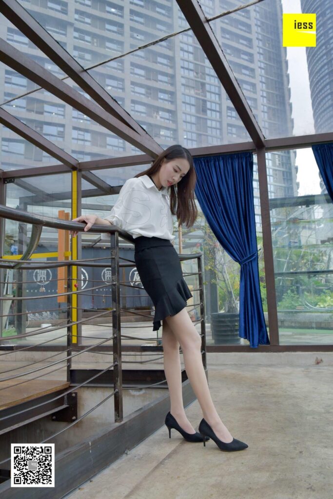 [IESS異思趣向] 2018.01.07 絲享家142：《軟妹肉絲小細腿》新模 [99P/37.1MB]插圖