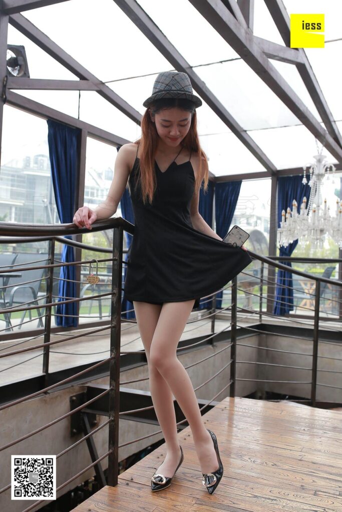 [IESS異思趣向] 2018.02.07 絲享家164：《吊帶小短裙肉絲》晶晶 [99P/43.4MB]插圖