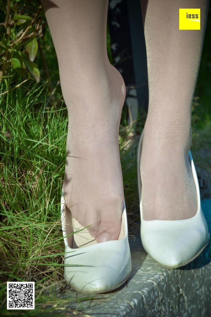 [IESS異思趣向] 2018.02.17 絲享家170：《清新粉色短裙肉絲》佳楨 [99P/49.3MB]插圖1