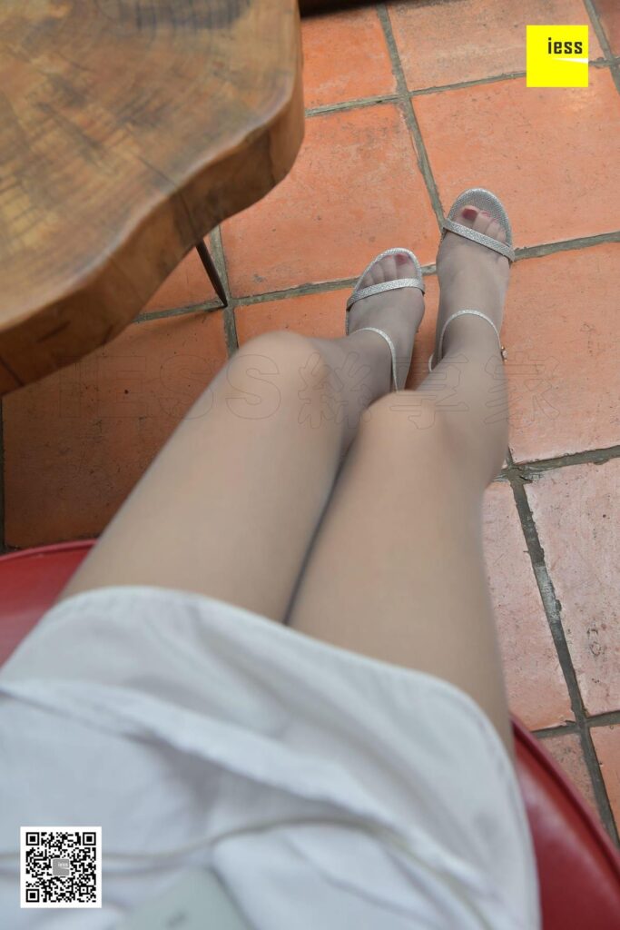 [IESS異思趣向] 2018.03.14 絲享家189：《一字扣涼鞋灰絲》七七 [96P/45.3MB]插圖3