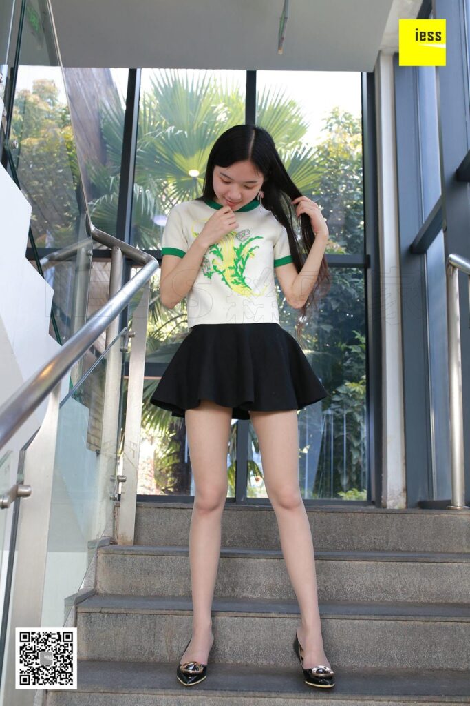 [IESS異思趣向] 2018.03.16 絲享家191：《灰絲清新美足》木木 [99P/36.8MB]插圖2