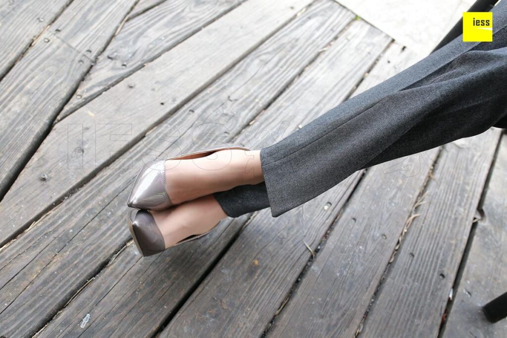 [IESS異思趣向] 2018.05.12 絲享家231：《玉姐短絲西裝褲》雙雙 [99P/109MB]插圖3