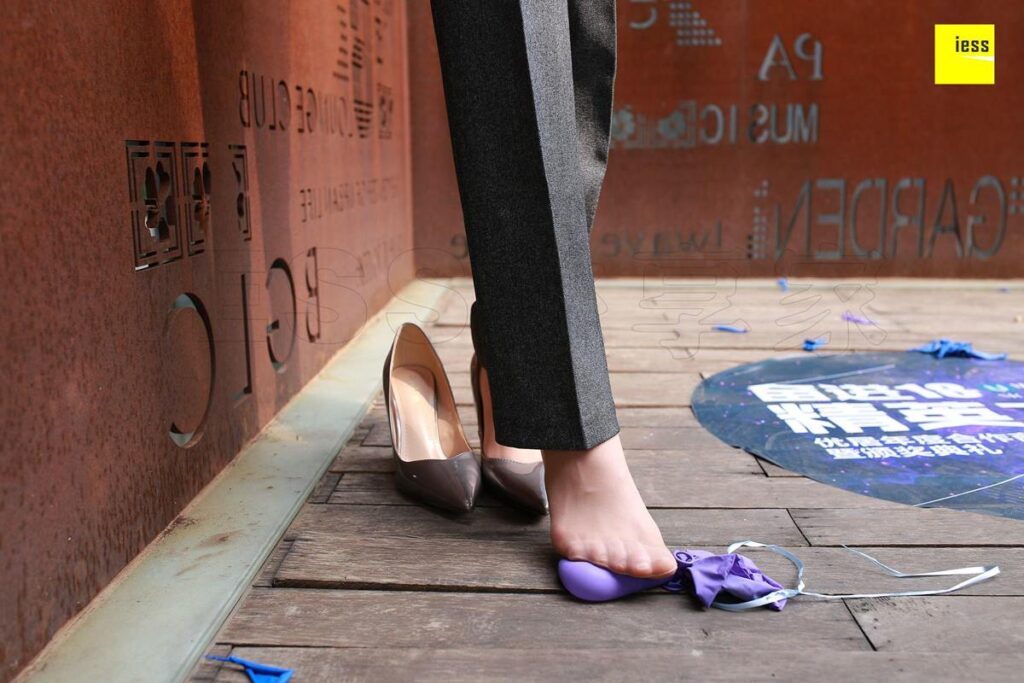 [IESS異思趣向] 2018.05.12 絲享家231：《玉姐短絲西裝褲》雙雙 [99P/109MB]插圖1