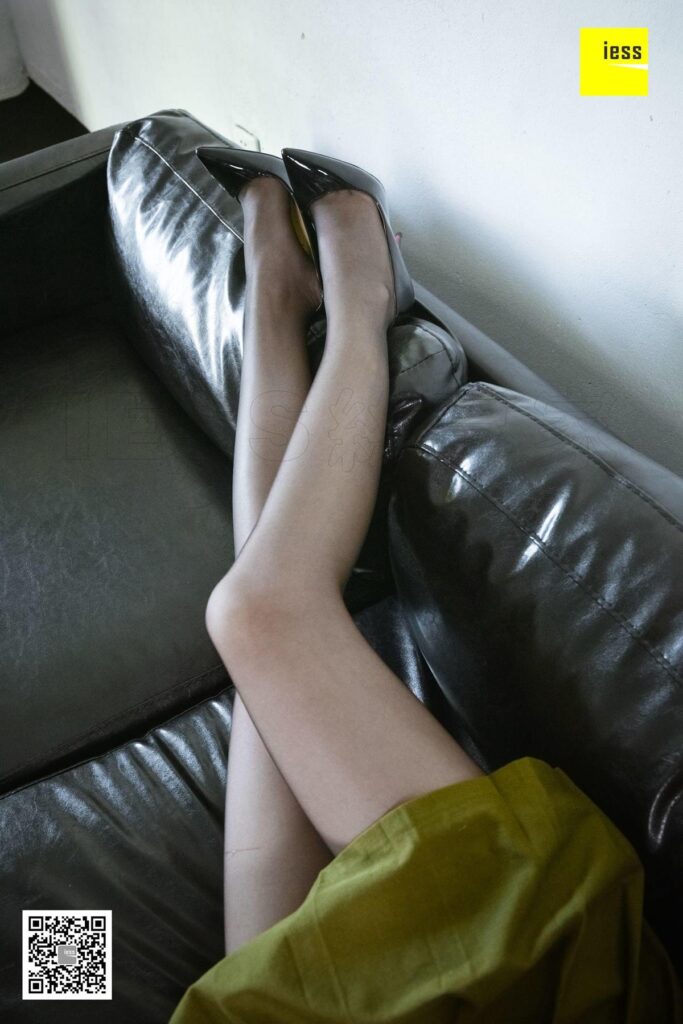 [IESS異思趣向] 2018.06.07 絲享家249：《嘿絲軍綠制服》七七 [90P/41MB]插圖2