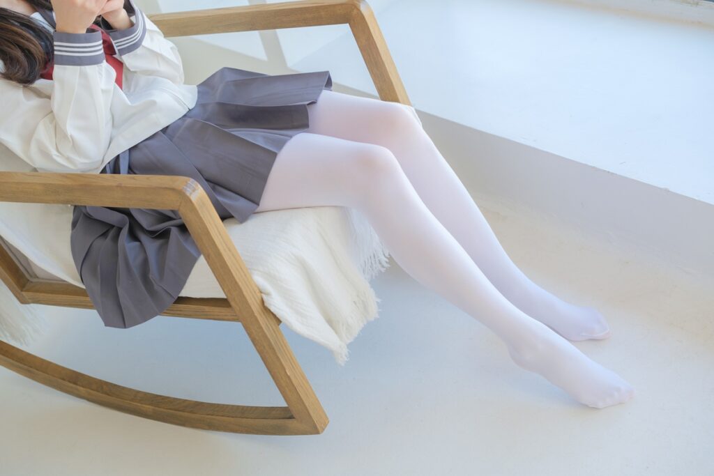 森蘿財(cái)團(tuán)寫真 內(nèi)部會(huì)員版 雛菊008 小七[123P/1V/5.61GB]插圖2