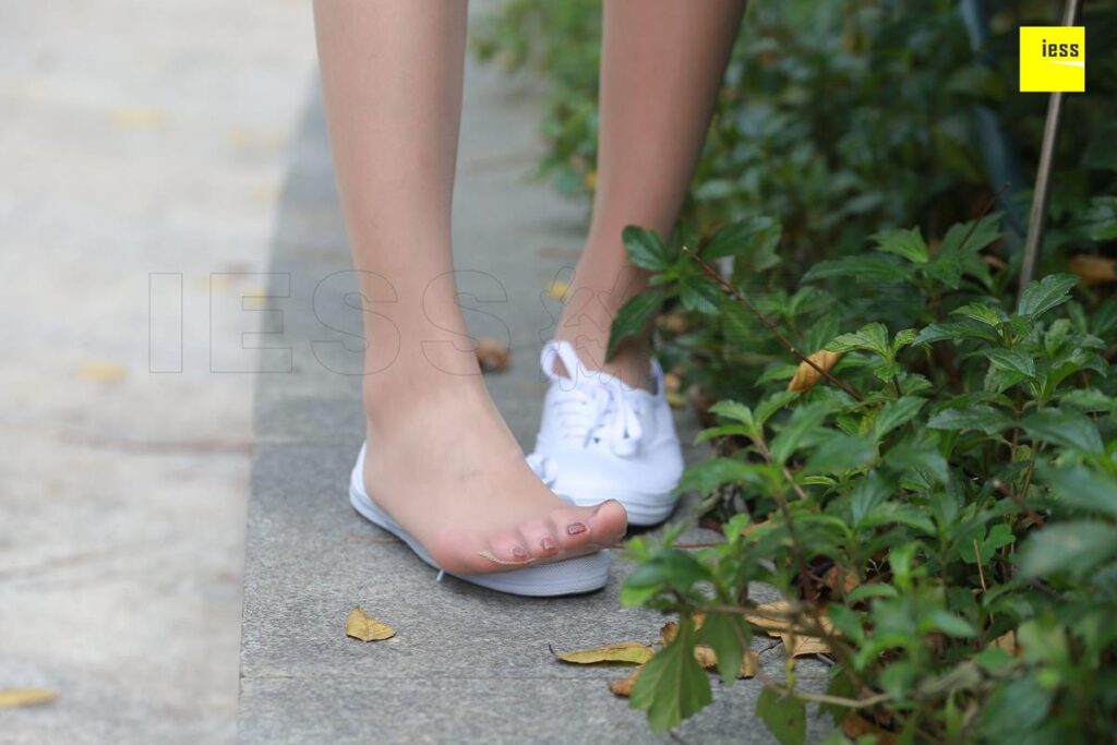 [IESS異思趣向] 2018.06.28 絲享家264：《七七肉絲布鞋》七七 [90P/49.9MB]插圖1