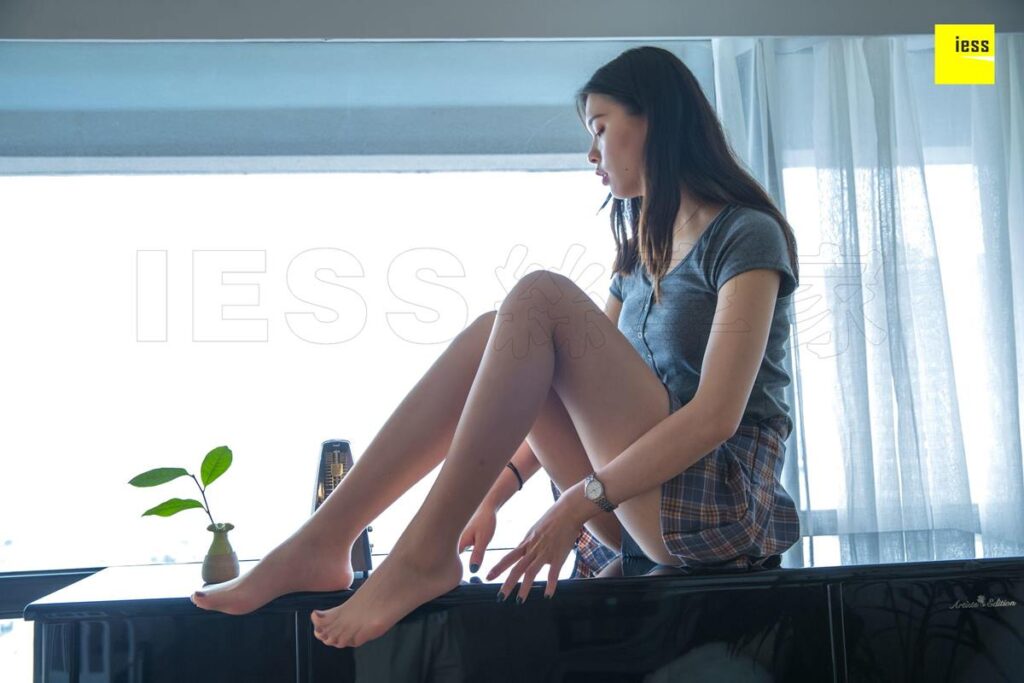 [IESS異思趣向] 2018.07.24 絲享家279：《黑白琴鍵上的美足》七七 [95P/31.8MB]插圖