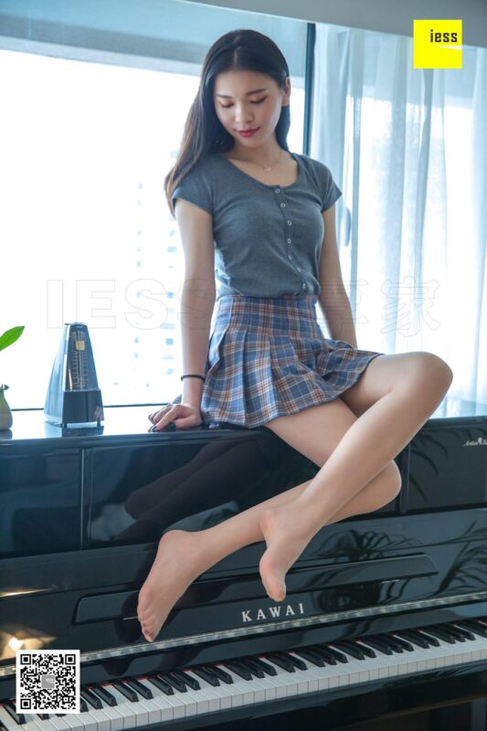 [IESS異思趣向] 2018.11.09 絲享家356：《黑白琴鍵上的美足》七七 [92P/29.8MB]-無(wú)料攝影圈