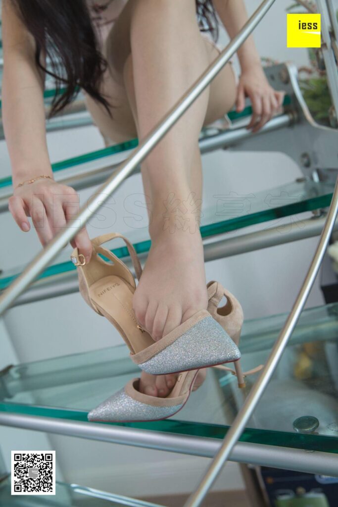 [IESS異思趣向] 2018.11.15 絲享家360：《文欣恬靜的旗袍》文欣 [95P/34MB]插圖1