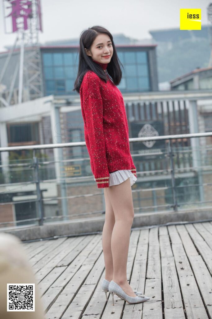 [IESS異思趣向] 2018.12.03 絲享家372：《街拍姍姍和小助理》姍姍 [92P/44.6MB]插圖1