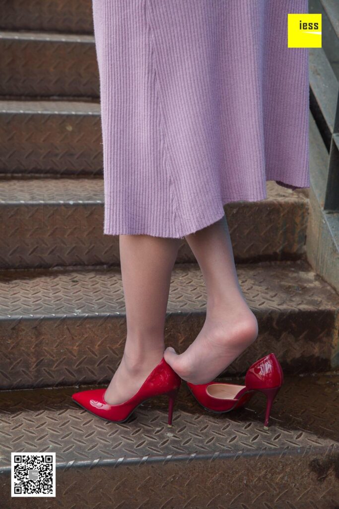 [IESS異思趣向] 2019.01.01 絲享家392：《婉萍祝大家元旦快樂》婉萍 [97P/47.5MB]插圖3