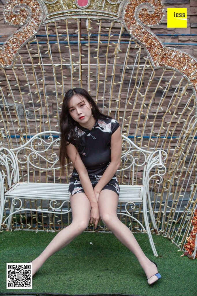 [IESS異思趣向] 2019.01.29 絲享家411：《小羽街拍旗袍秀》小羽 [86P/47MB]插圖