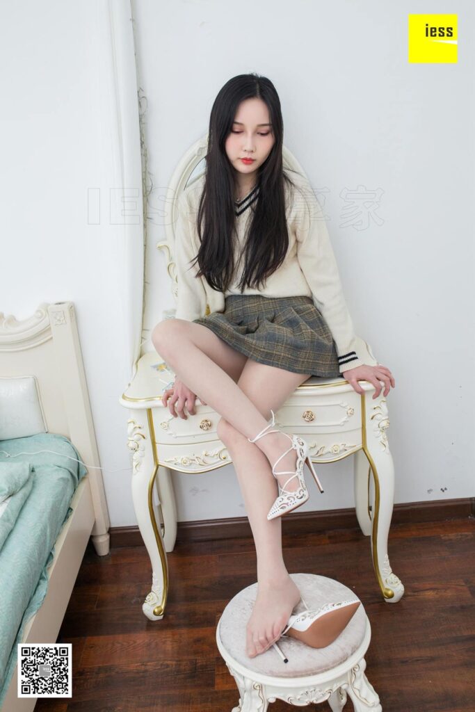 [IESS異思趣向] 2019.03.01 絲享家433：《梳妝臺(tái)前的文欣》文欣 [94P/34.5MB]插圖