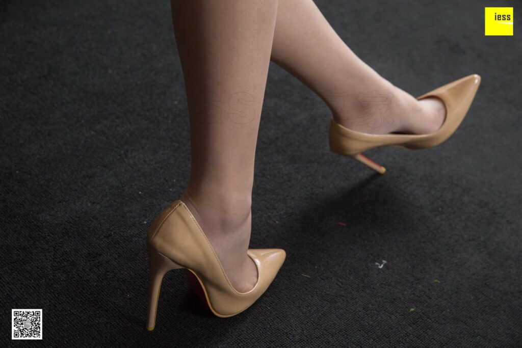 [IESS異思趣向] 2019.03.29 絲享家452：《云芝的粉色雷絲裙》云芝 [90P/35.4MB]插圖1