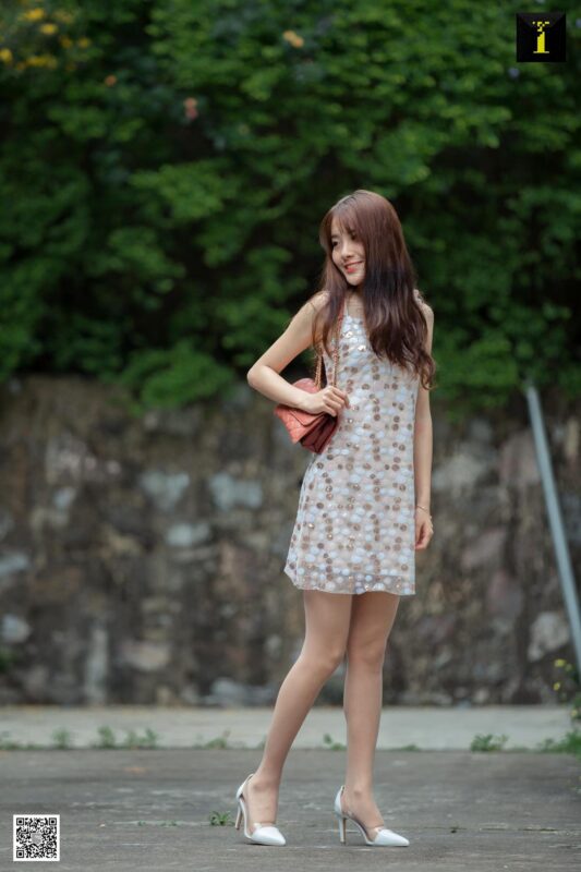 [IESS異思趣向] 2019.05.21 絲享家489：《森林女孩婉萍》婉萍 [89P/29.9MB]-無料攝影圈