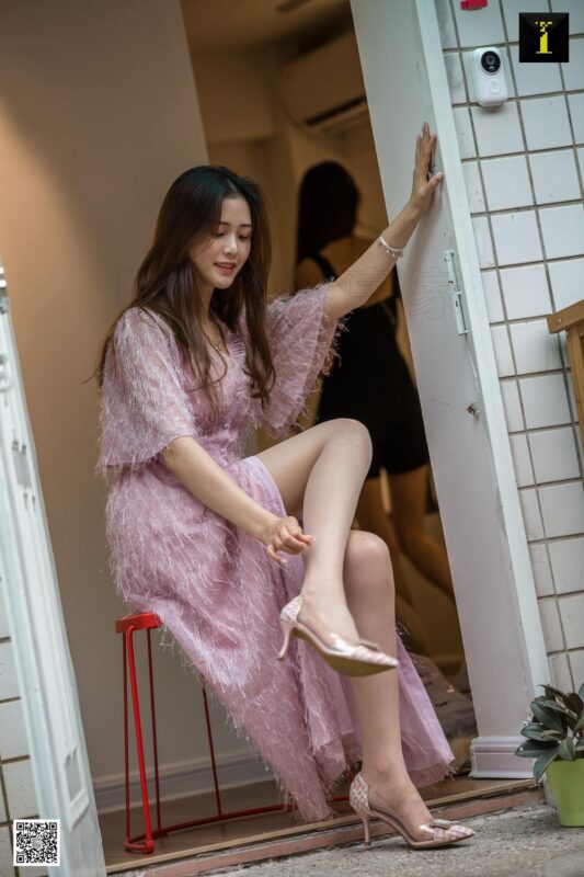 [IESS異思趣向] 2019.06.07 絲享家502：《九妹的粉色長裙》九妹 [90P/34MB]-無料攝影圈