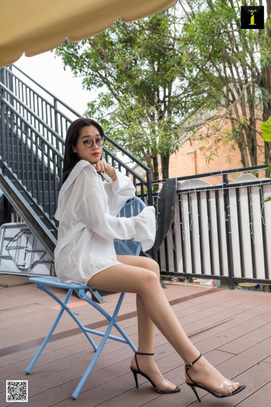 [IESS異思趣向] 2019.07.22 絲享家533：可樂《男友襯衫里的溫柔》[90P/34MB]-無料攝影圈