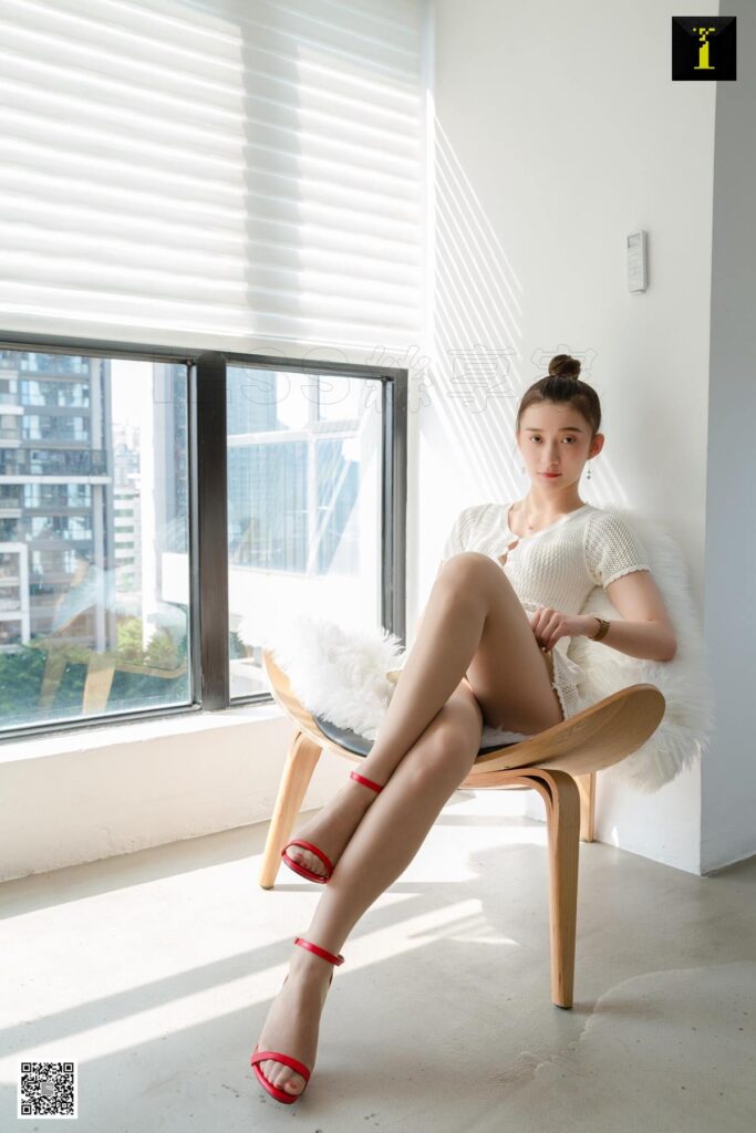 [IESS異思趣向] 2019.09.24 絲享家578：秋秋 《安靜的白衣秋秋》[90P/35.5MB]插圖1