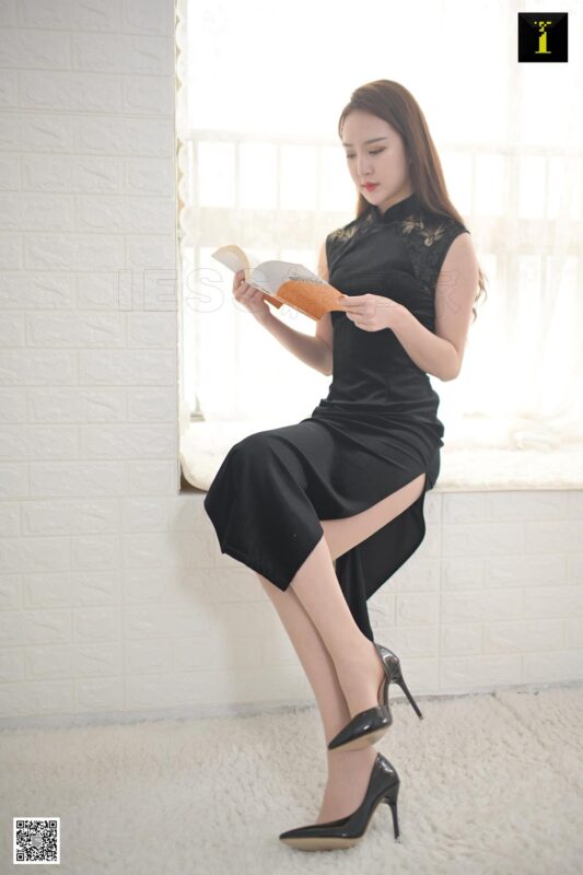 [IESS異思趣向] 2019.11.11 絲享家607： 秋秋《云芝長款開衩旗袍》[94P/23.5MB]-無料攝影圈