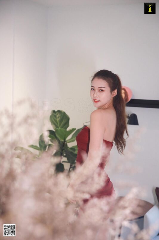 [IESS異思趣向] 2020.01.01 絲享家 649 九妹《九妹喜迎2020年》[91P/34.9MB]-無料攝影圈