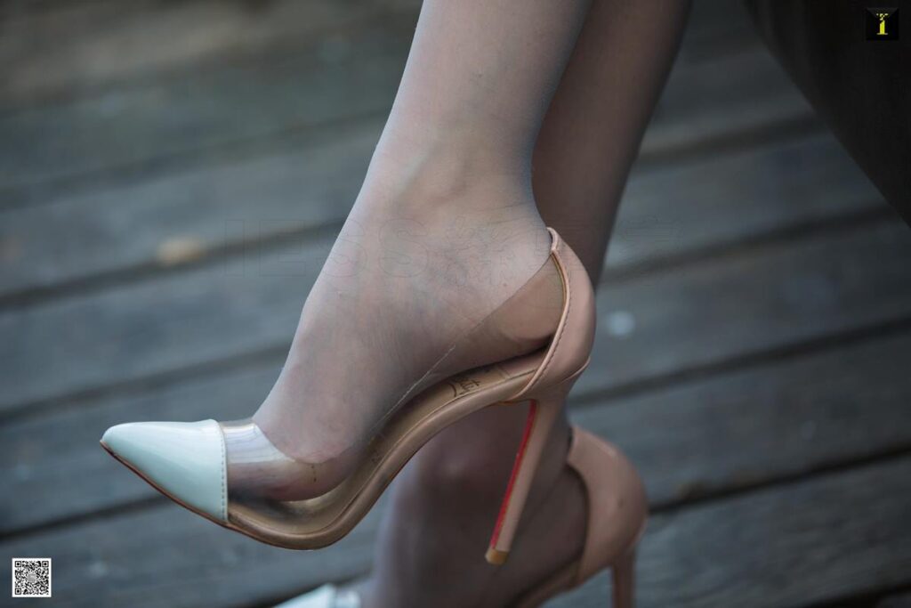 [IESS異思趣向] 2020.01.02 絲享家 650 紫薇《湖畔旁的紫薇》[93P/33.2MB]插圖1