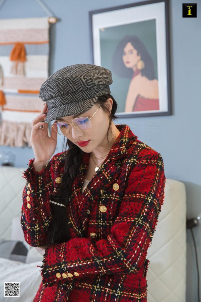 [IESS異思趣向] 2020.03.03 絲享家 692：喵姐《喵姐的英倫風(fēng)套裝》[90P/40MB]插圖1