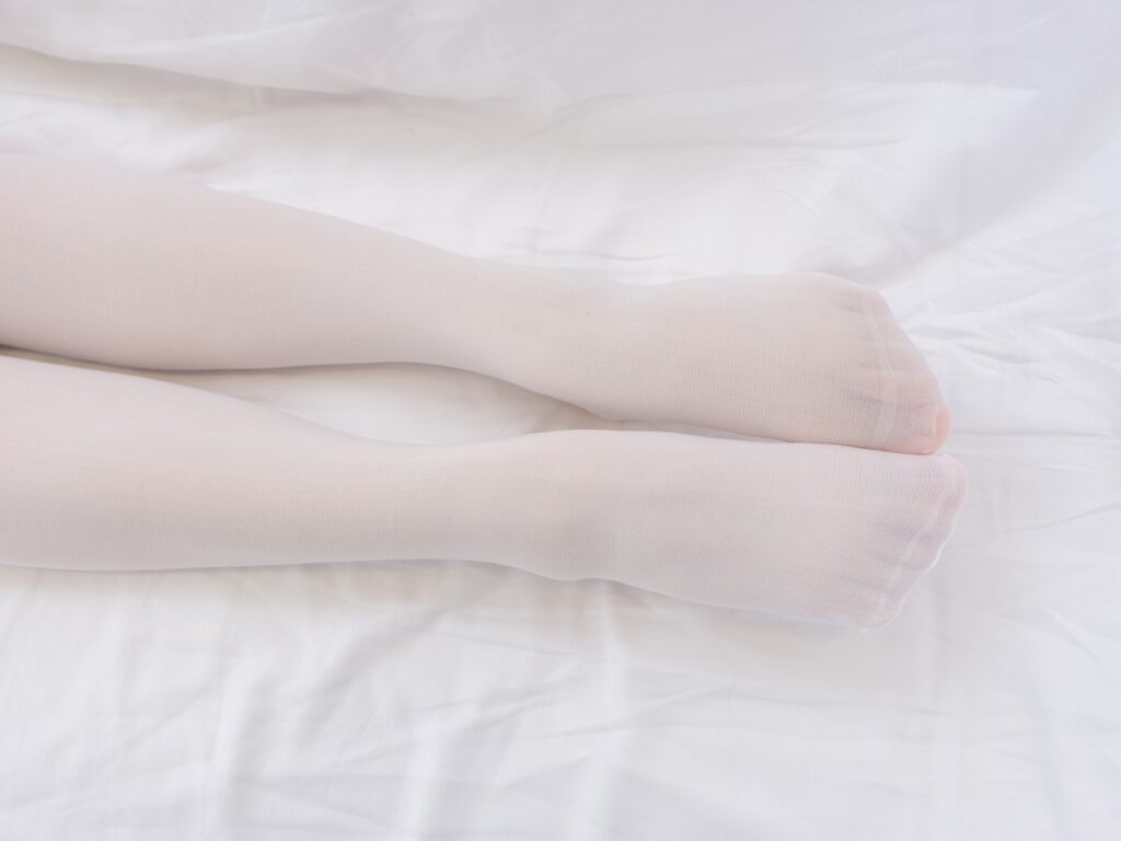 森蘿財(cái)團(tuán)寫真 晴澀 12E4K[99P/1V/7.09GB]插圖1