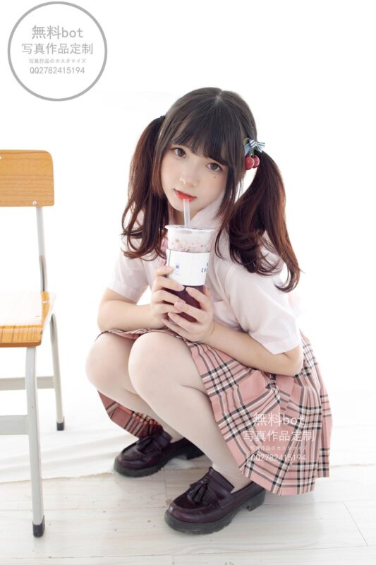 森蘿財團(tuán)寫真 無料001 JK格子裙[102P/1V/2.64GB]-無料攝影圈