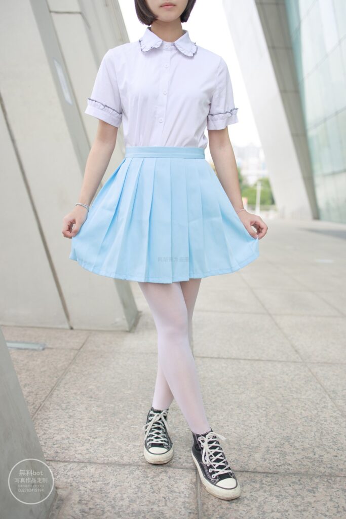 森蘿財(cái)團(tuán)寫真 有料 NO.005 小茵[68P/862MB]插圖1