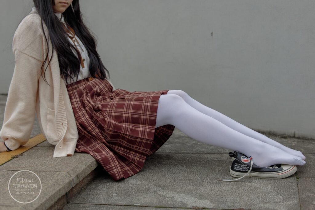 森蘿財團(tuán)寫真 有料 NO.006 依依 戶外白絲JK制服[90P/1.23G]插圖1