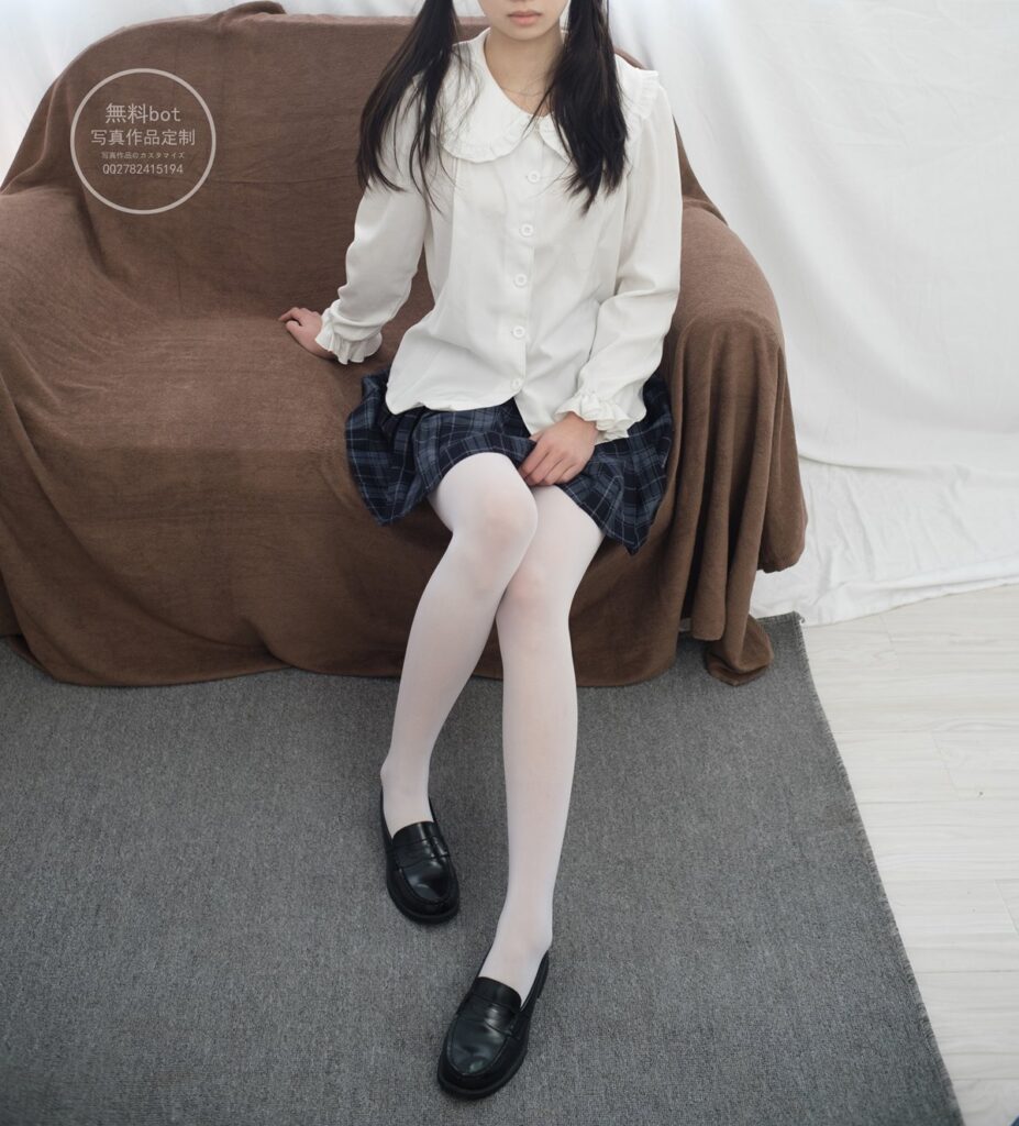 森蘿財(cái)團(tuán)寫真 有料 NO.018 出鏡：吸吸[71P/802MB]插圖1