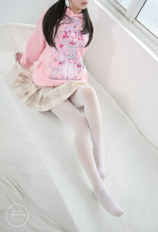 森蘿財(cái)團(tuán) 有料 NO.025 出鏡：雪糕[51P/1V/832MB]-無料攝影圈