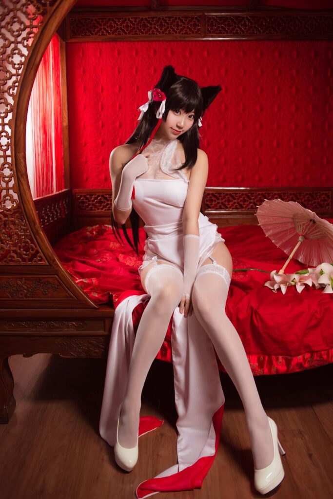 黑川 獒犬旗袍插圖1