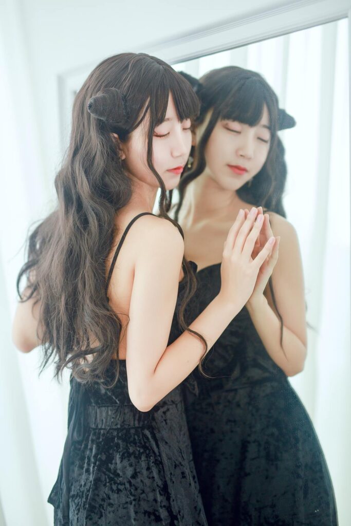 黑川 小惡魔黑裙子完成圖插圖3